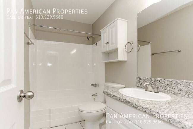 Building Photo - 13919 Coteau Dr