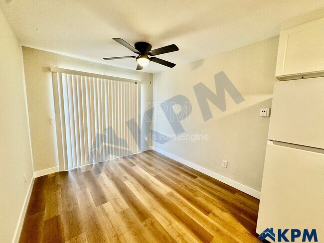 Building Photo - 7355 Kelley Dr