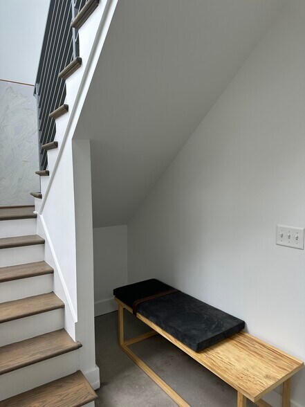mudroom off garage - 1056 2nd Ave S