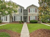 Building Photo - 3 bedroom, 3 bath townhome in Kiskadee Parke