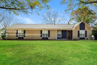 Building Photo - 100 Shackleford Rd