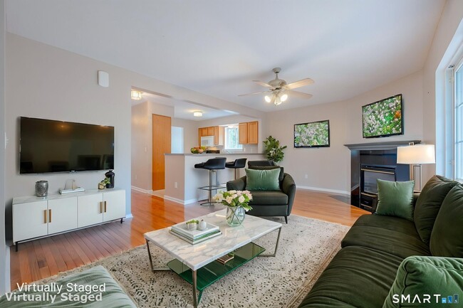 Building Photo - 47 Tunxis St
