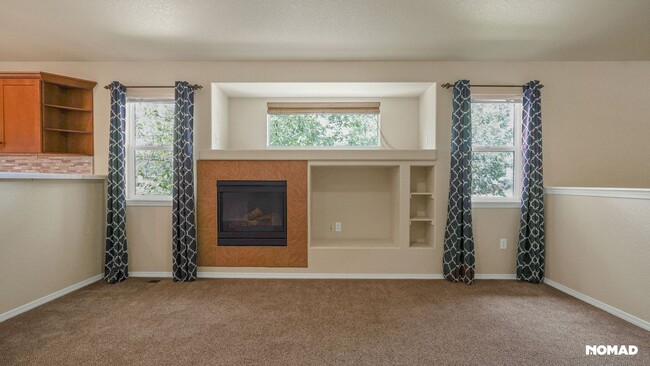 Building Photo - Charming 3BR Townhome in Colorado Springs