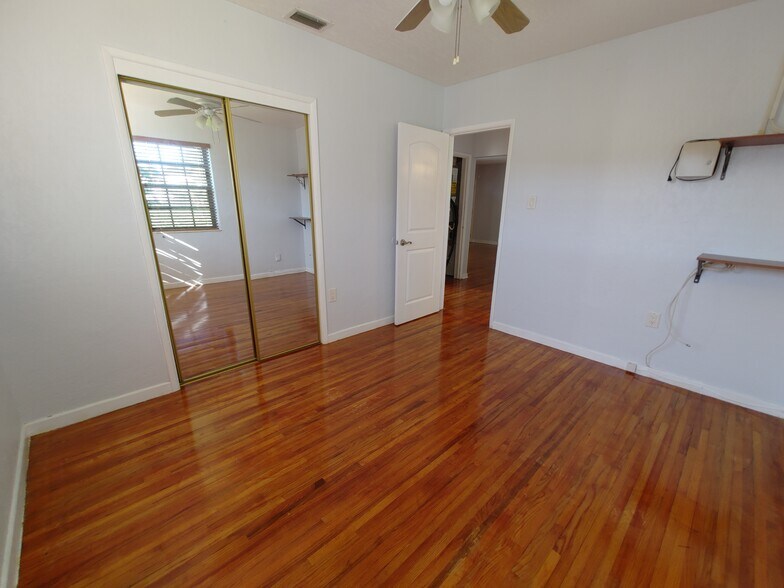 Building Photo - 14901 NW 9th Ct