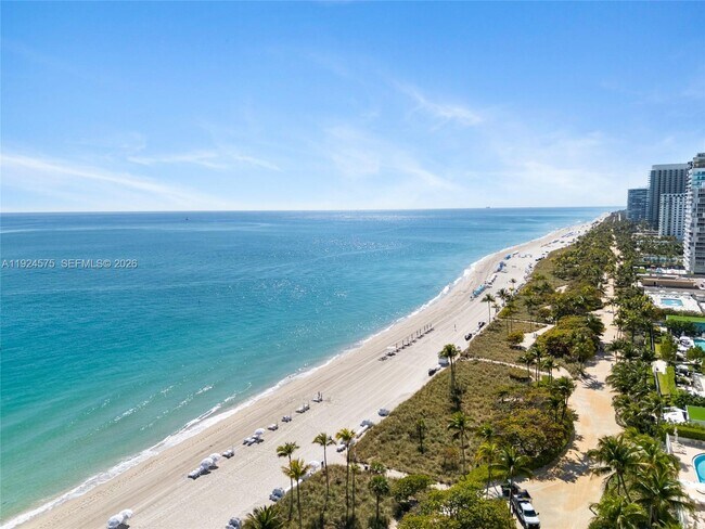 Building Photo - 10225 Collins Ave