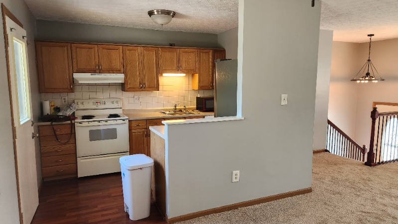 Building Photo - 620 Mistletoe Ct