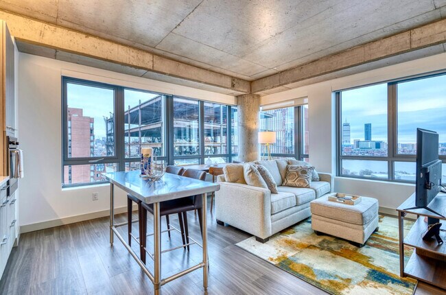 Building Photo - 82 Ames St