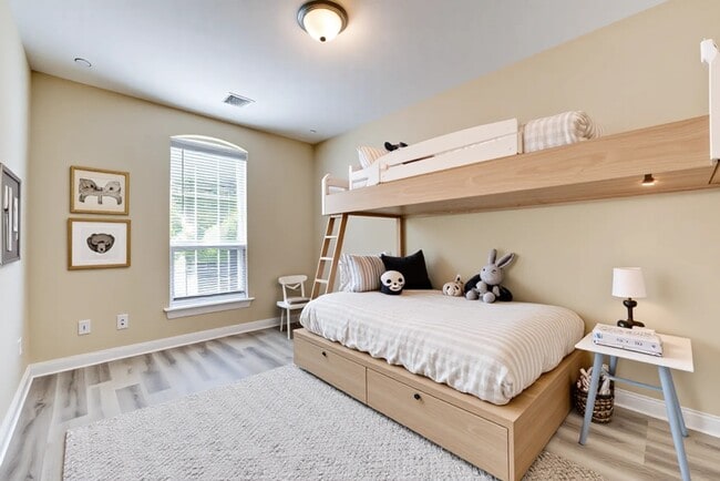 Building Photo - 5530 Mangrove Creek Ln