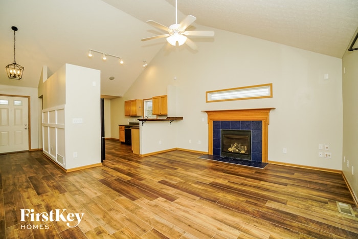 Building Photo - 57 Gold Meadow Dr