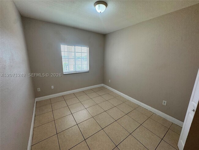 Building Photo - 6940 NW 179th St