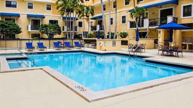 Building Photo - 8390 SW 72nd Ave