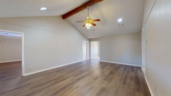 Building Photo - 3904 Windwood Cir