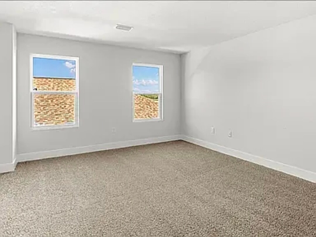 Building Photo - 5583 Clarity St