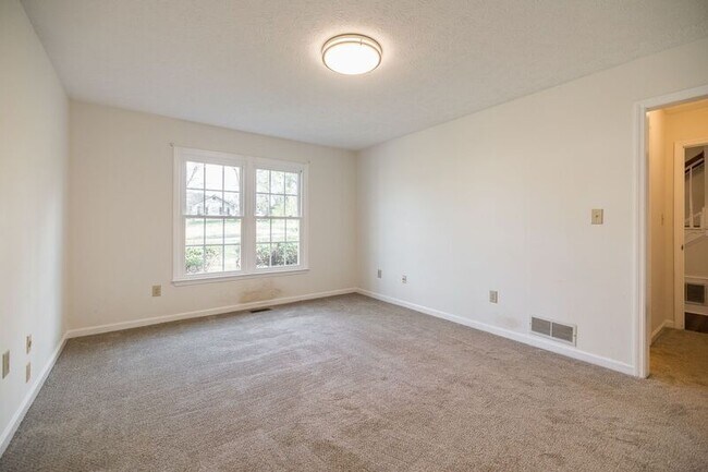 Building Photo - 110 Breckenridge Ln