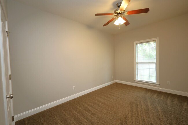 Building Photo - 4312 Wisteria Ln