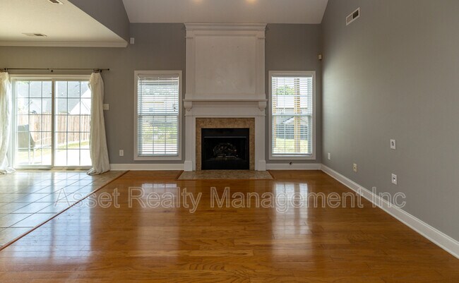 Building Photo - 6451 Ridgewalk Ln