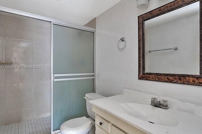 Building Photo - 501 SE 8th St