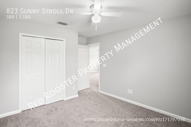 Building Photo - 823 Sunny Stroll Dr