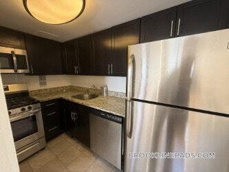 Building Photo - 185 Freeman St