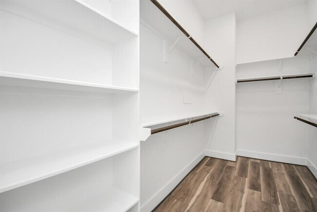 Building Photo - 1507 Robin St