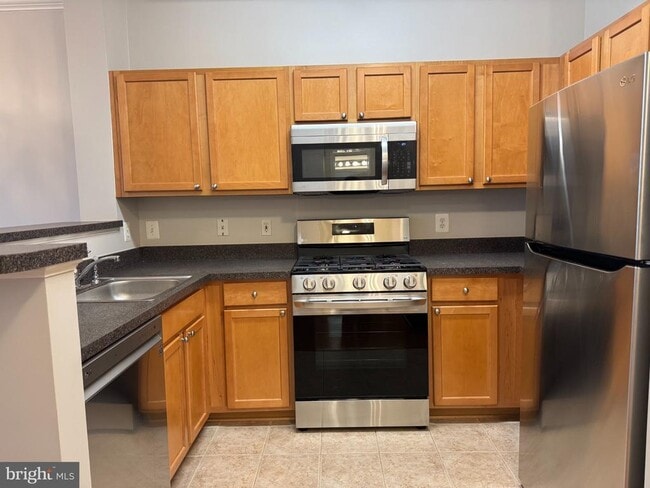 Building Photo - 12000 Market St