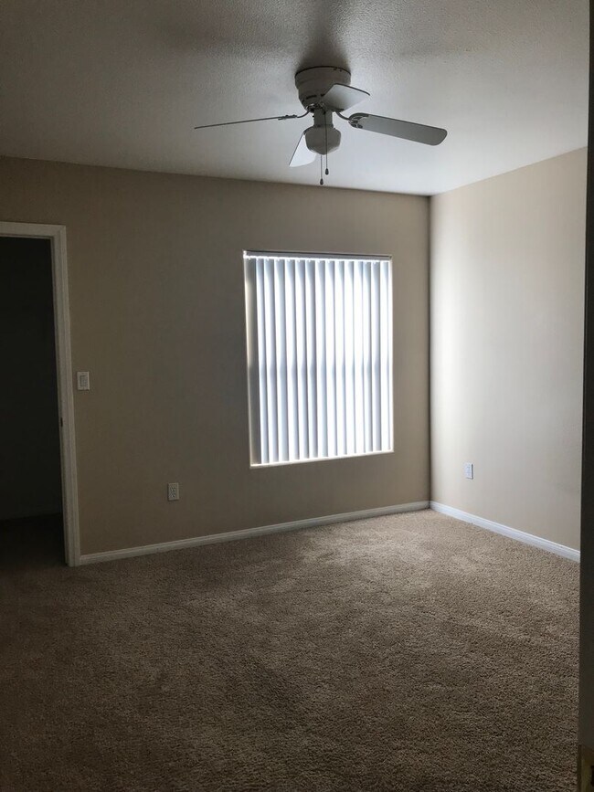 Building Photo - Cozy 1 Bedroom Condo 2nd Floor At Coronado...