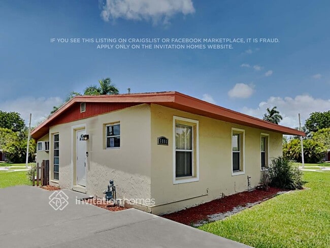 Building Photo - 5808 NW 19th Ct