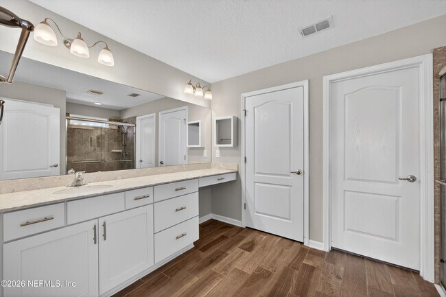 Building Photo - 83650 Nether St