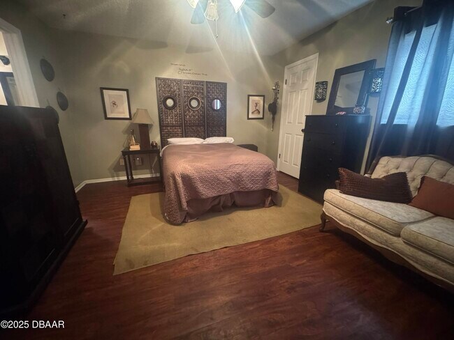 Building Photo - 155 White Fawn Dr