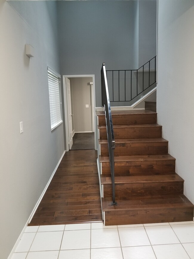 Building Photo - 3 Bed 2 Bath In Martinez (Sunrise Ridge)