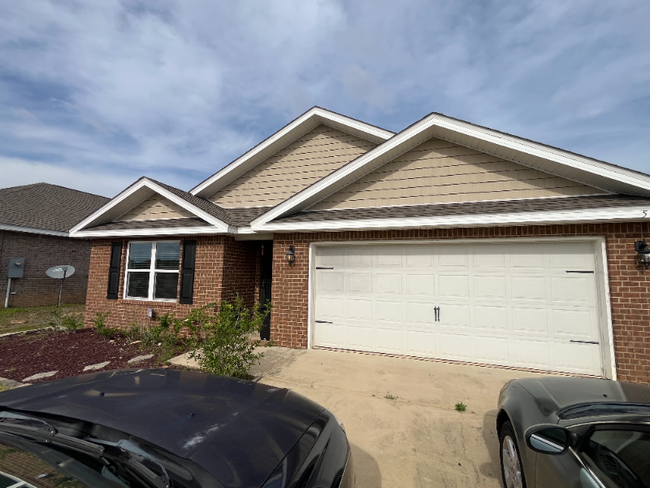 Primary Photo - 503 Merganser Way