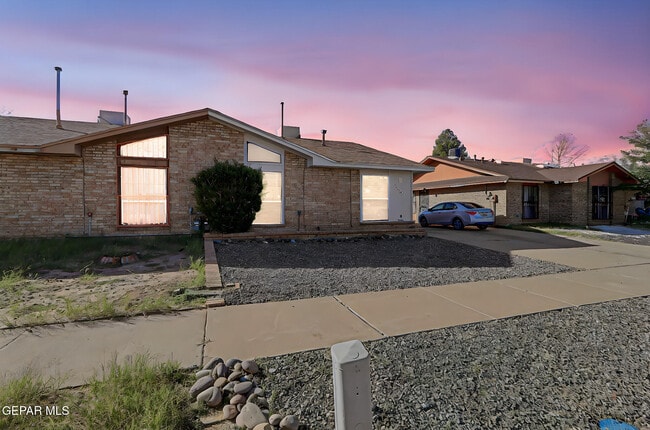 Building Photo - 3429 Risner Pl