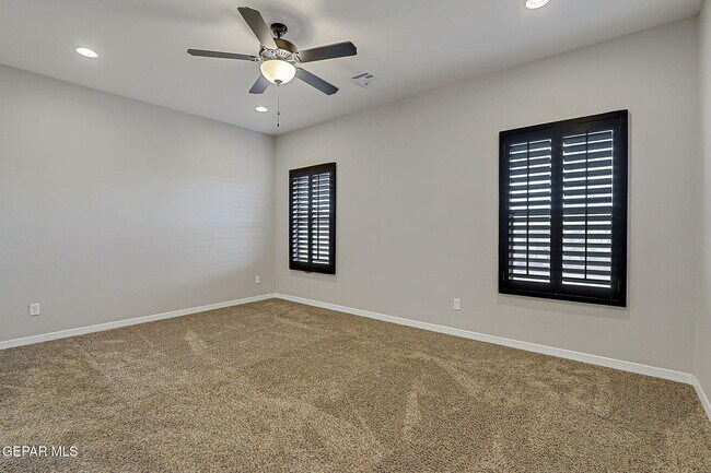 Building Photo - 13752 Newton Ct