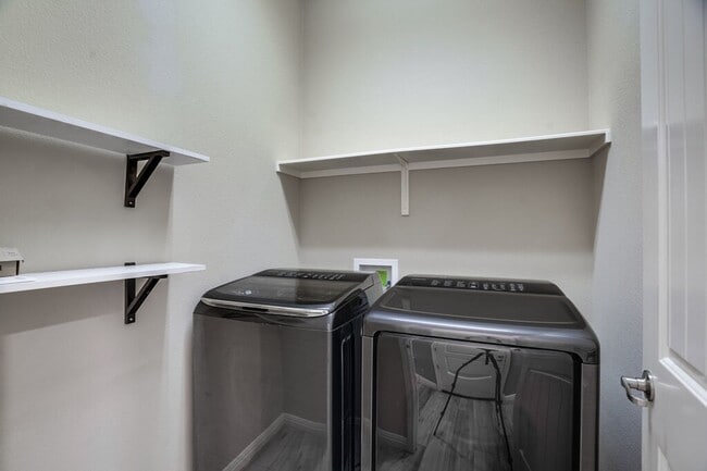 Building Photo - 125 Snowdrift Trail