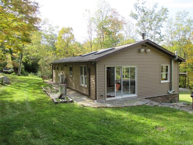 Building Photo - 18 Ashlee Meadow Rd