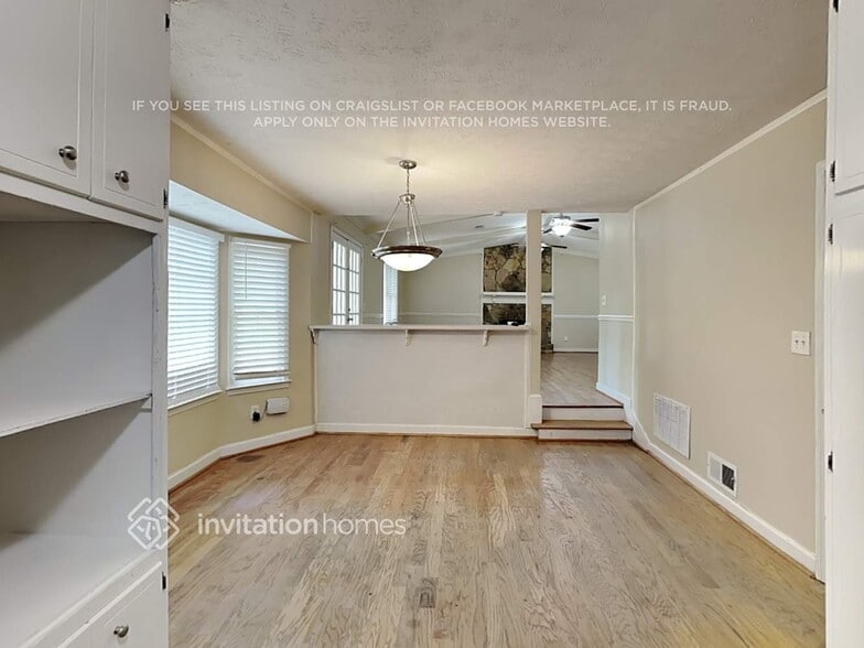 Building Photo - 766 Big Tree Ct