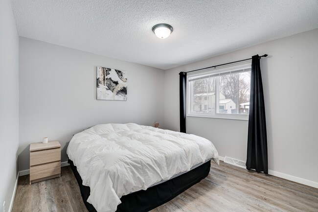 Building Photo - 414 Belle Aire Dr