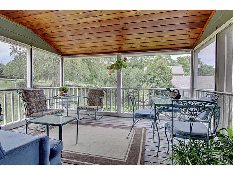 Building Photo - 43 Serpentine Rd