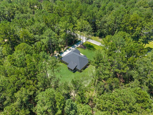 Building Photo - 1253 E Hampton Dr