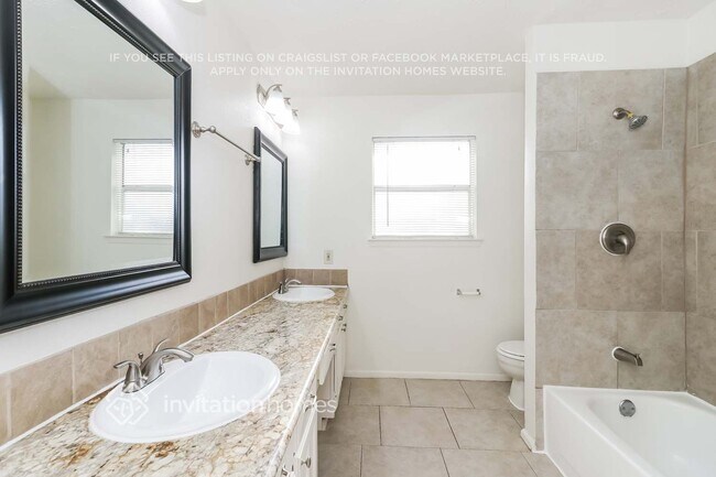 Building Photo - 17102 Stone Stile Dr