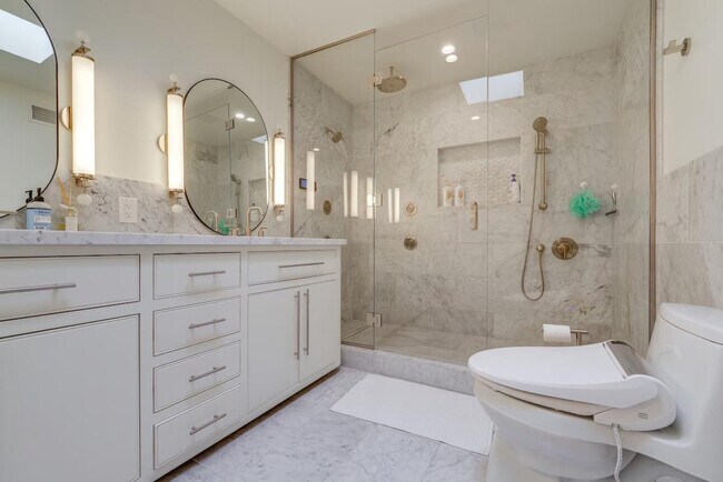 Building Photo - 1774 48th Ave