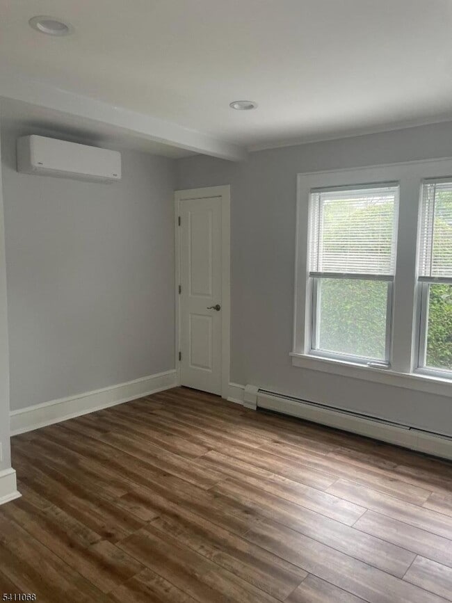 Building Photo - 897 Springfield Ave