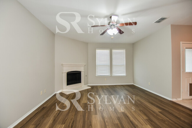 Building Photo - Beautiful 4BR 3BA Home for You!