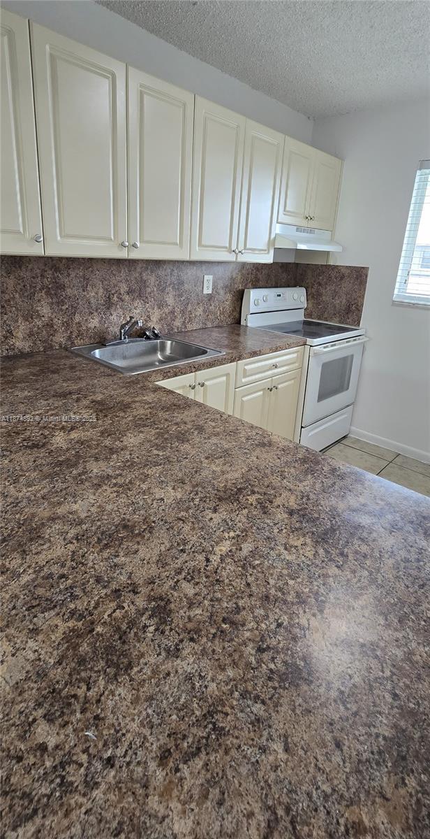 Primary Photo - 10820 SW 200th Dr