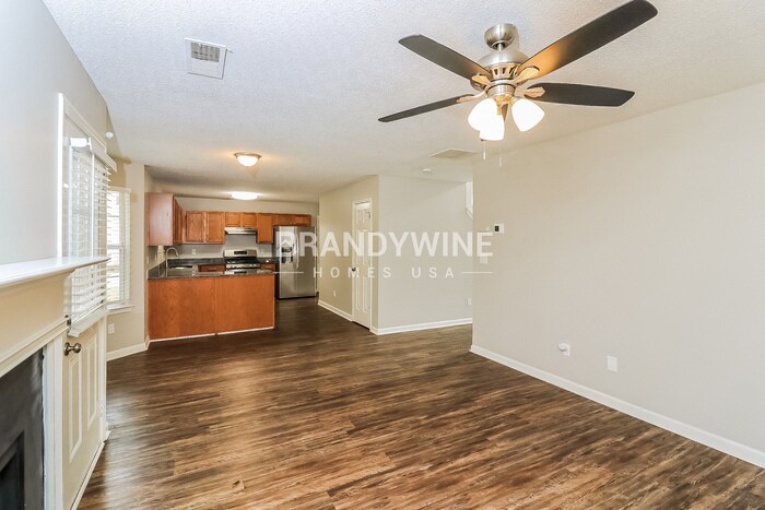 Building Photo - 5312 Rolling Meadow Dr SW
