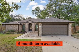 Building Photo - 8005 Willet Trail