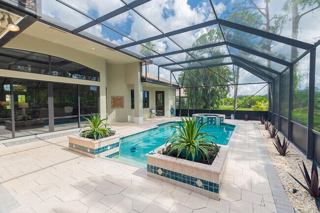 Building Photo - 8060 Kiawah Trce