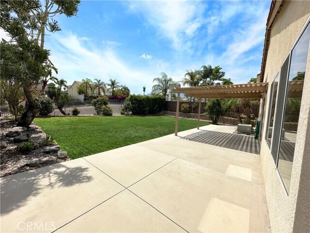 Building Photo - 22832 Canyon View Dr