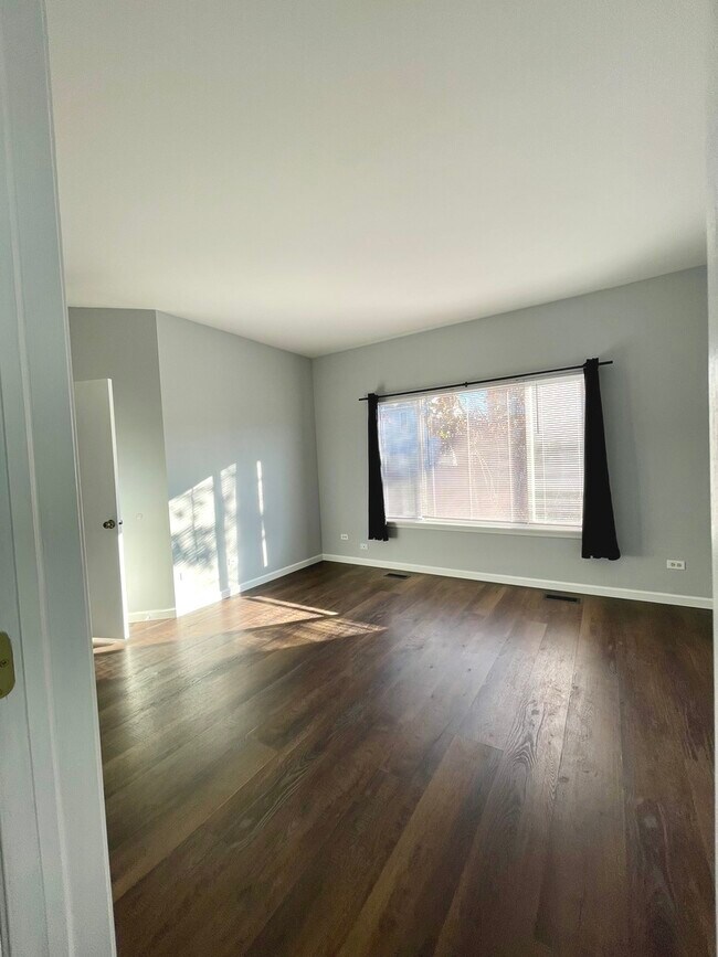 Building Photo - 16623 Natoma Dr