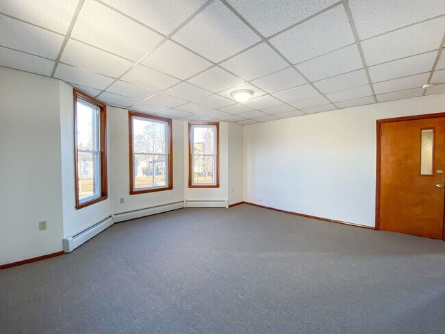 Building Photo - 1-3 Webster St / Amauta Apartments LLC